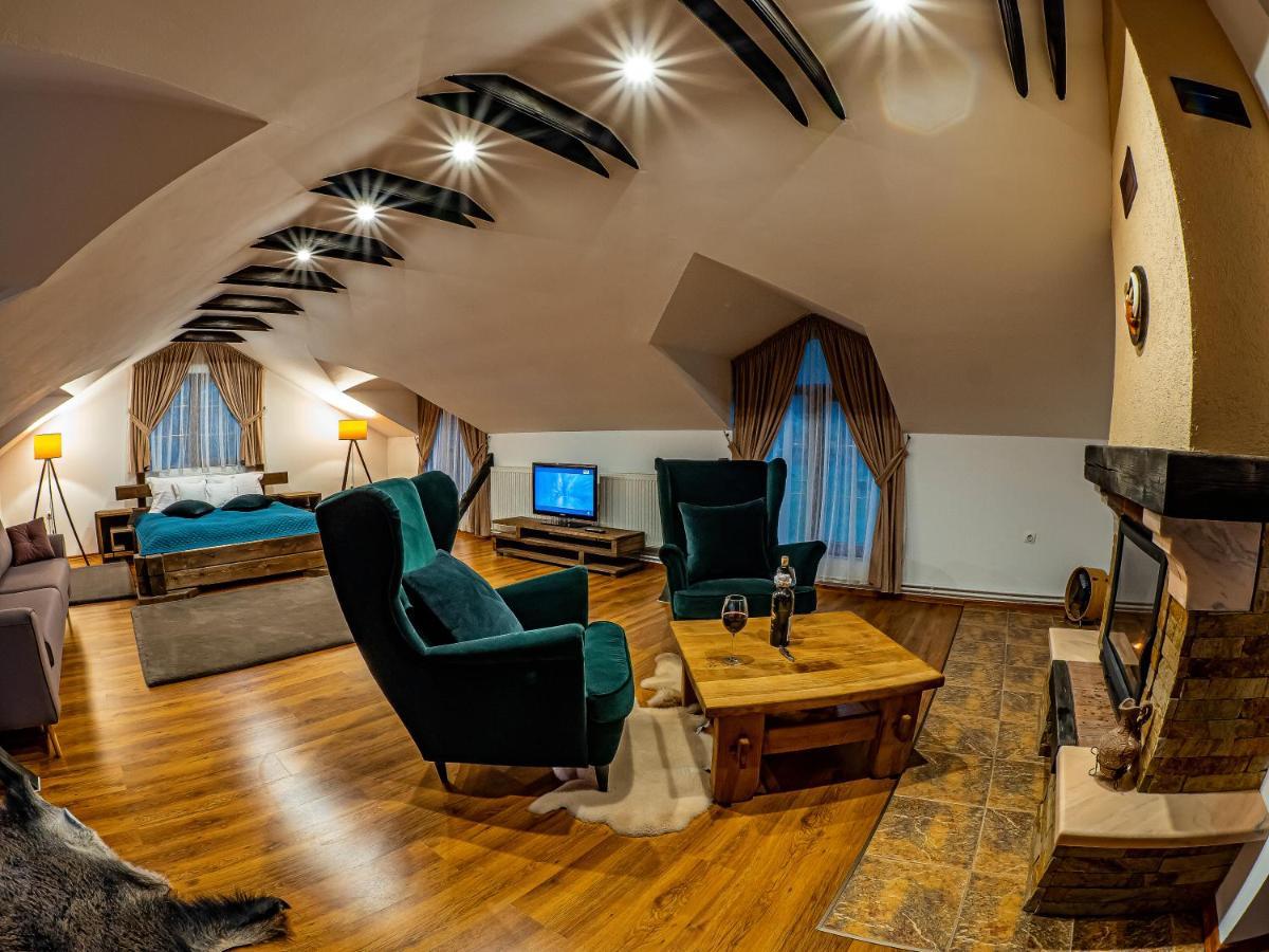 Hotel Casa Delia Câmpulung Moldovenesc Exteriér fotografie